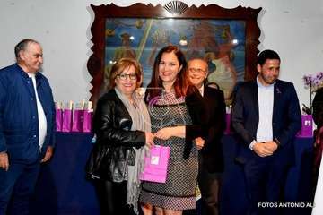 El Casino reconoce la labor sociocomunitaria de un grupo de mujeres de Telde (foto Antonio Alí)